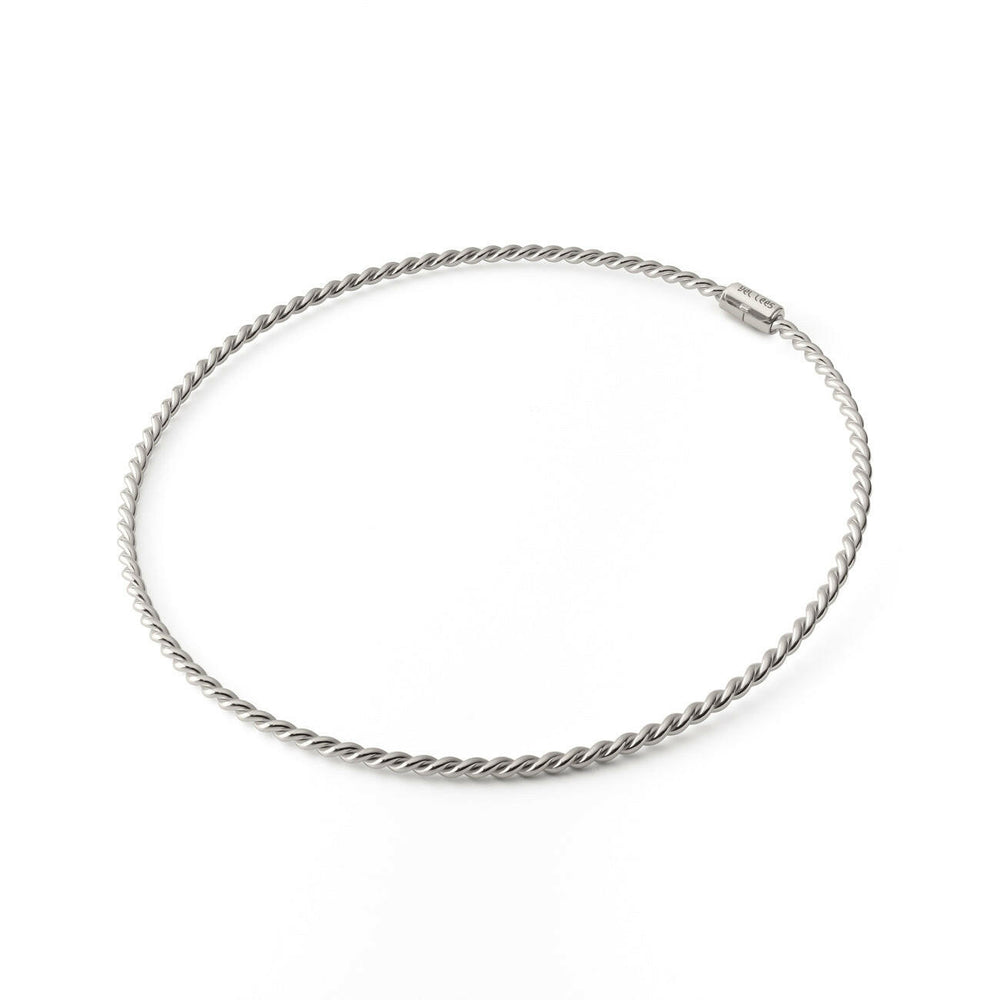 Kupferner Tensor-Choker-Halskette in Silber – Königlicher Qubit (144 MHz)